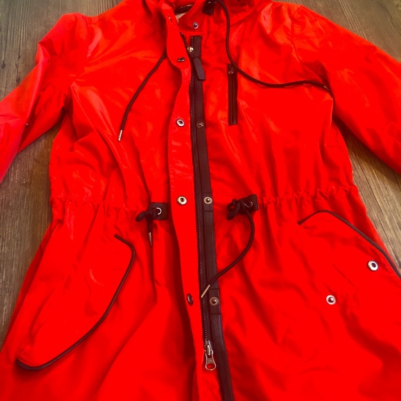 Mackage raincoat with hood - Picture 5 of 15